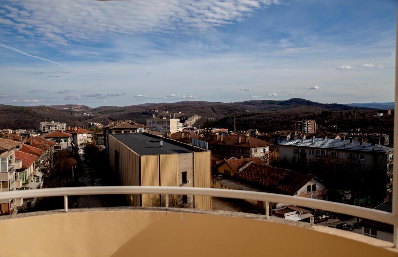 Stadium Apartments Tırnova Dış mekan fotoğraf